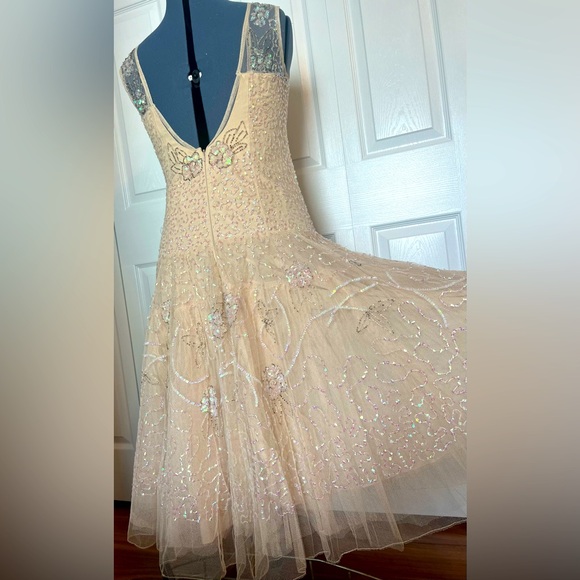 NWT ASOS Flapper Girl 20s style beaded Dress, Drop waist formal dress - Picture 8 of 16